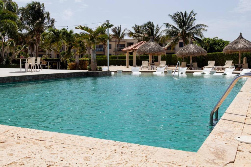 New! Cozy 1 Bedroom Condo- Gold Coast, Noord Aruba Palm Beach Eksteriør bilde