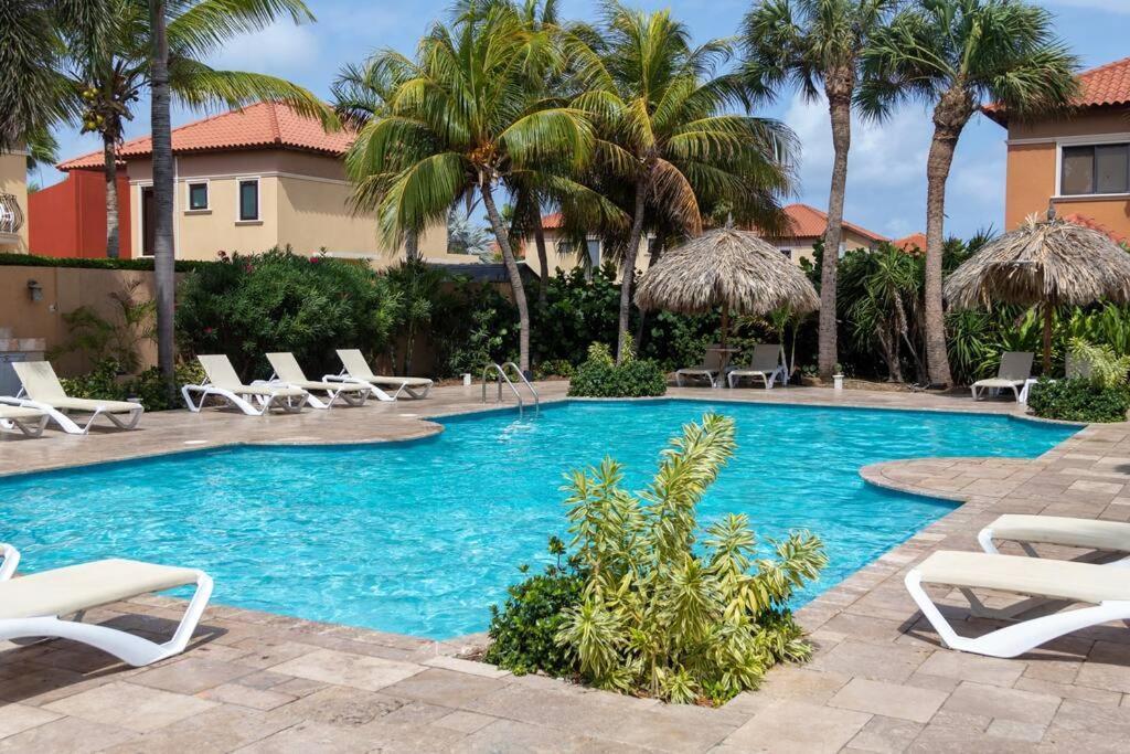 New! Cozy 1 Bedroom Condo- Gold Coast, Noord Aruba Palm Beach Eksteriør bilde