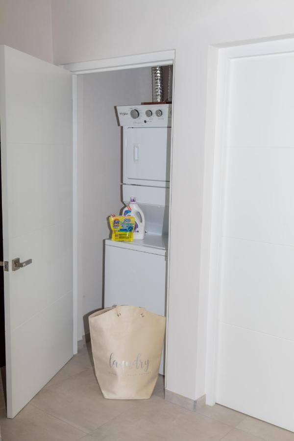 New! Cozy 1 Bedroom Condo- Gold Coast, Noord Aruba Palm Beach Eksteriør bilde